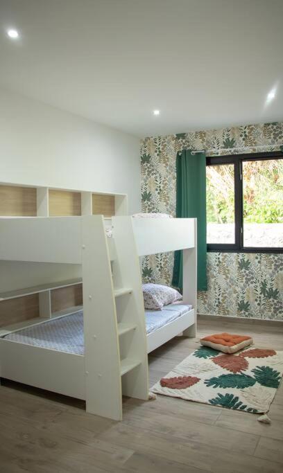 Villa Du Beau Vallon 2 Jacuzzi Privatif Et Piscine Chauffee Partagee Saint Benoit Exterior photo
